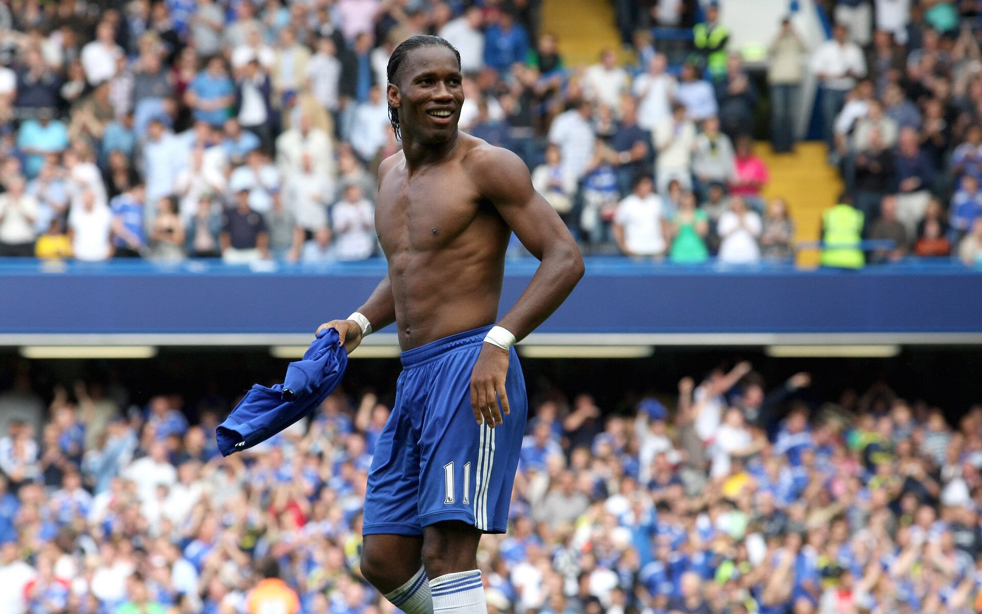 KAIYUN 中国大陆-巴雷特：以出色的赛场表现和稳定发挥，巩固了自己在全黑队的核心地位