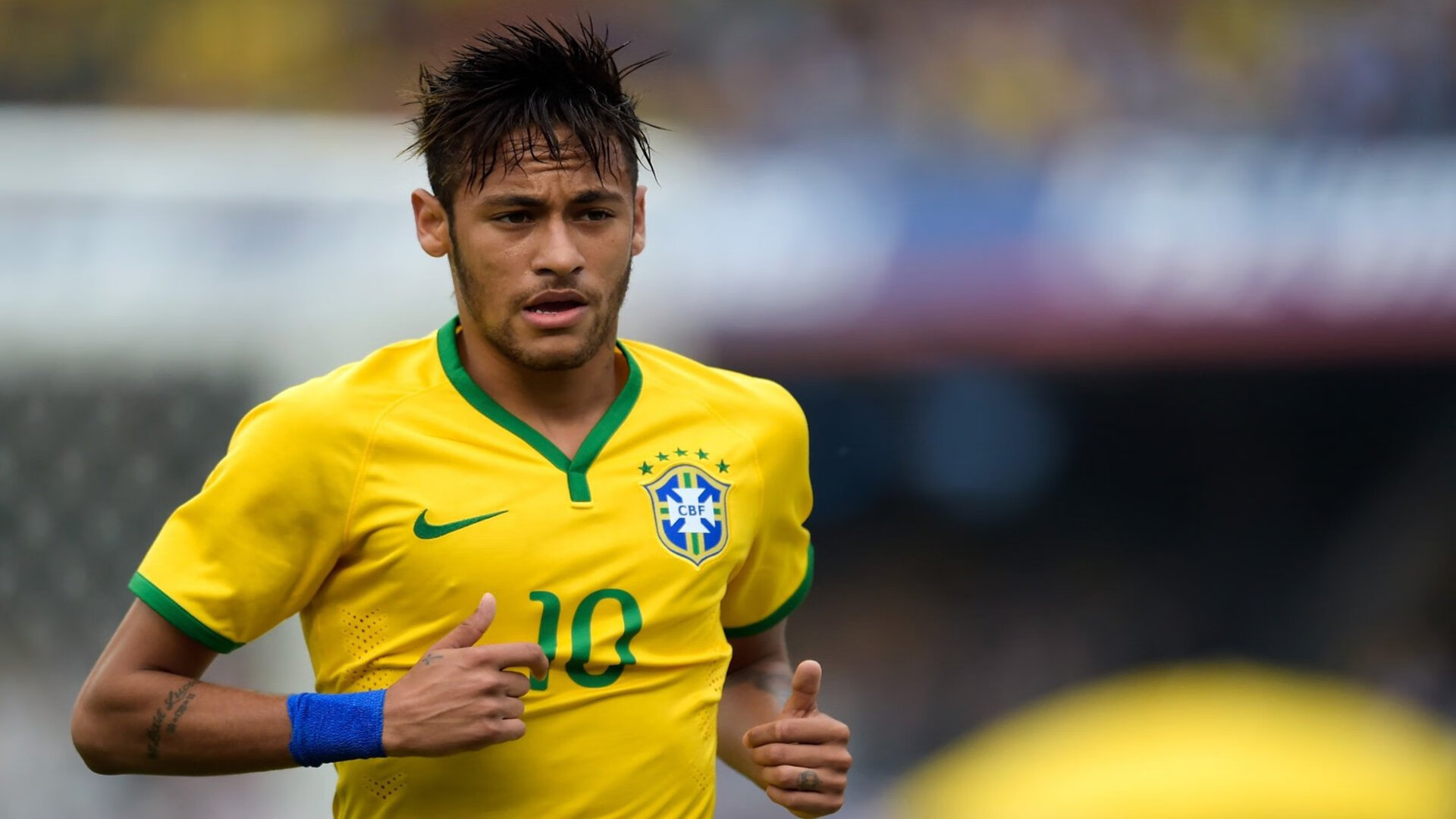 德甲青训营吸引大量年轻才俊加盟,德甲青训体系